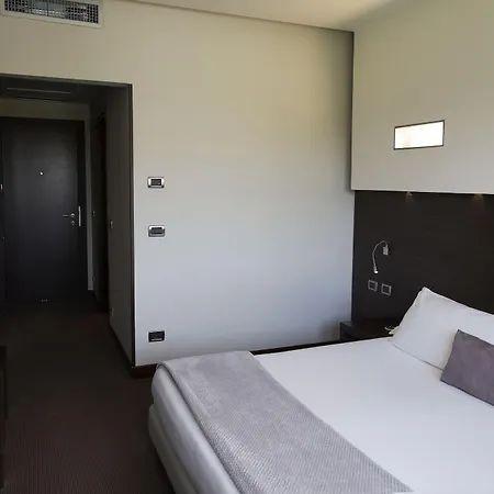 Selene Hotel 4*