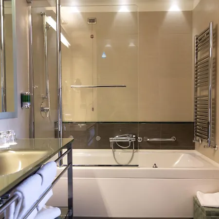 Hotel Selene 4*