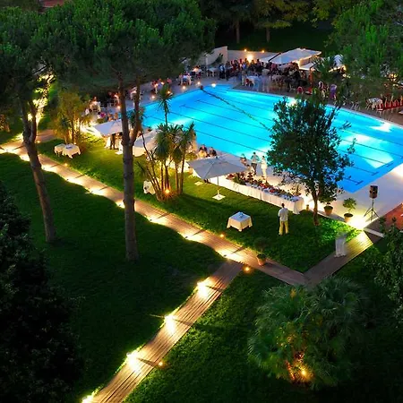 Selene 4*