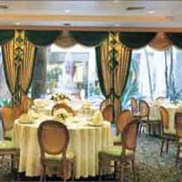 Selene Hotel 4*